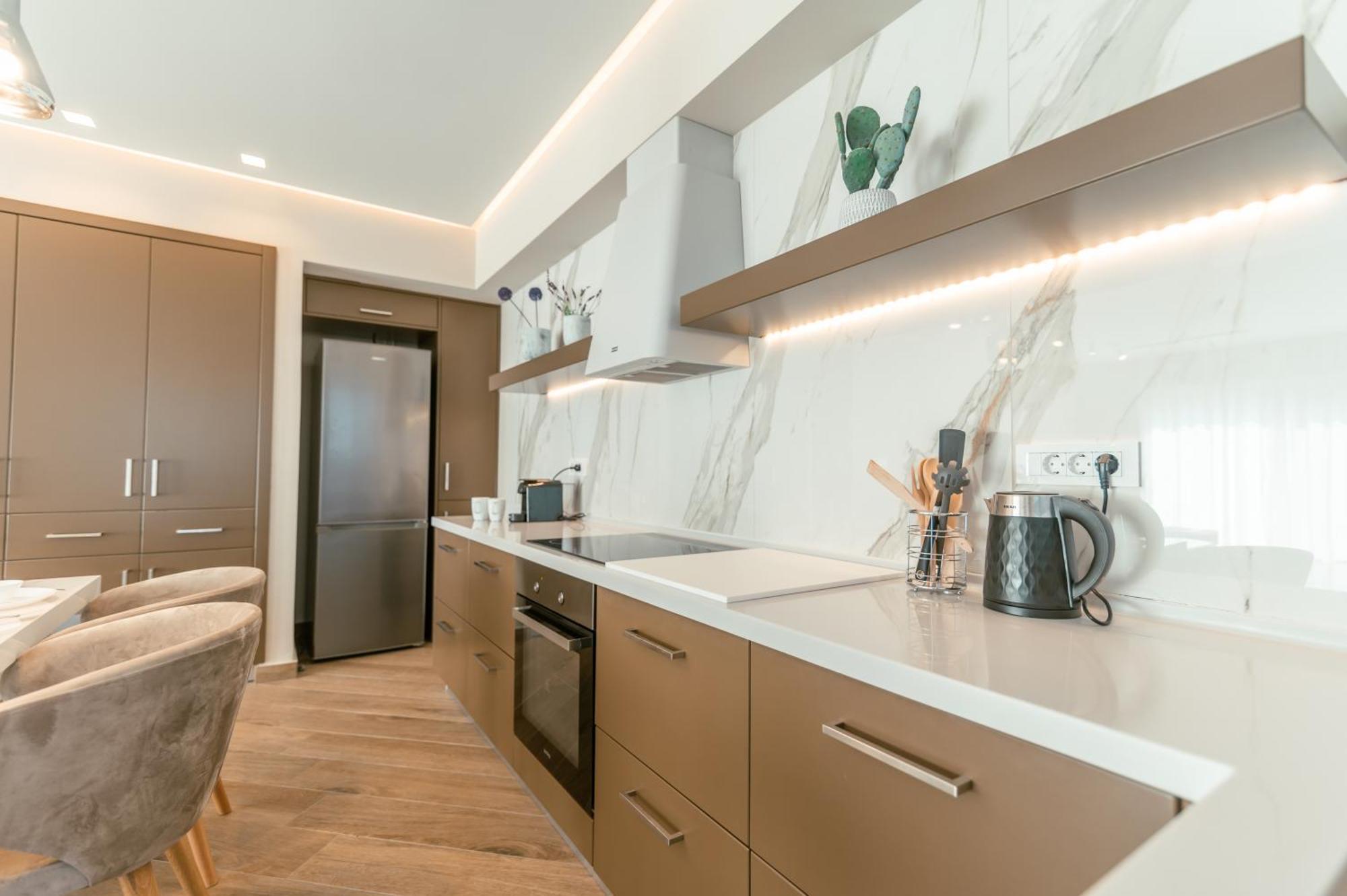 Brand New Elegant Suite Platanion Экстерьер фото