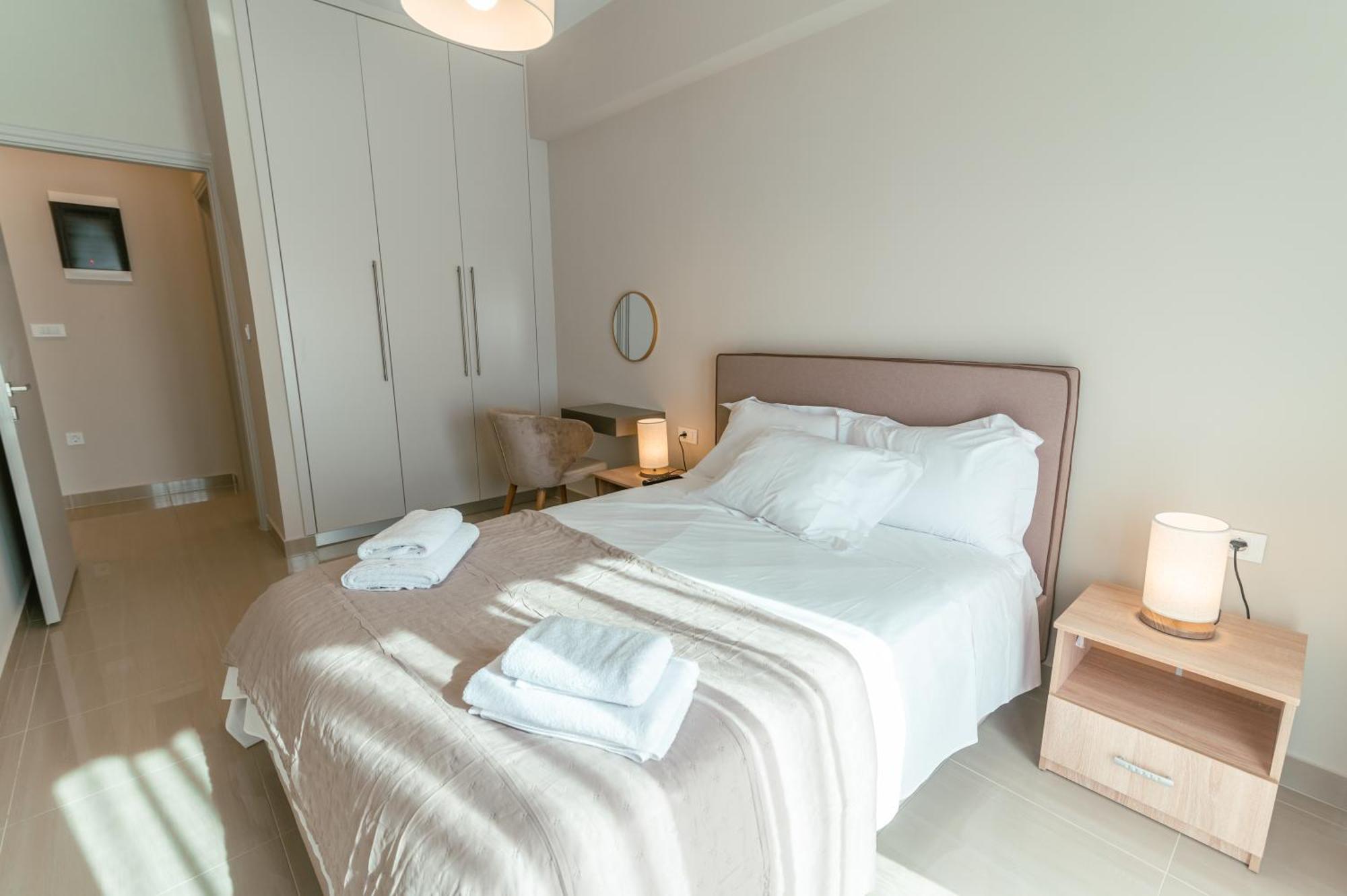 Brand New Elegant Suite Platanion Экстерьер фото