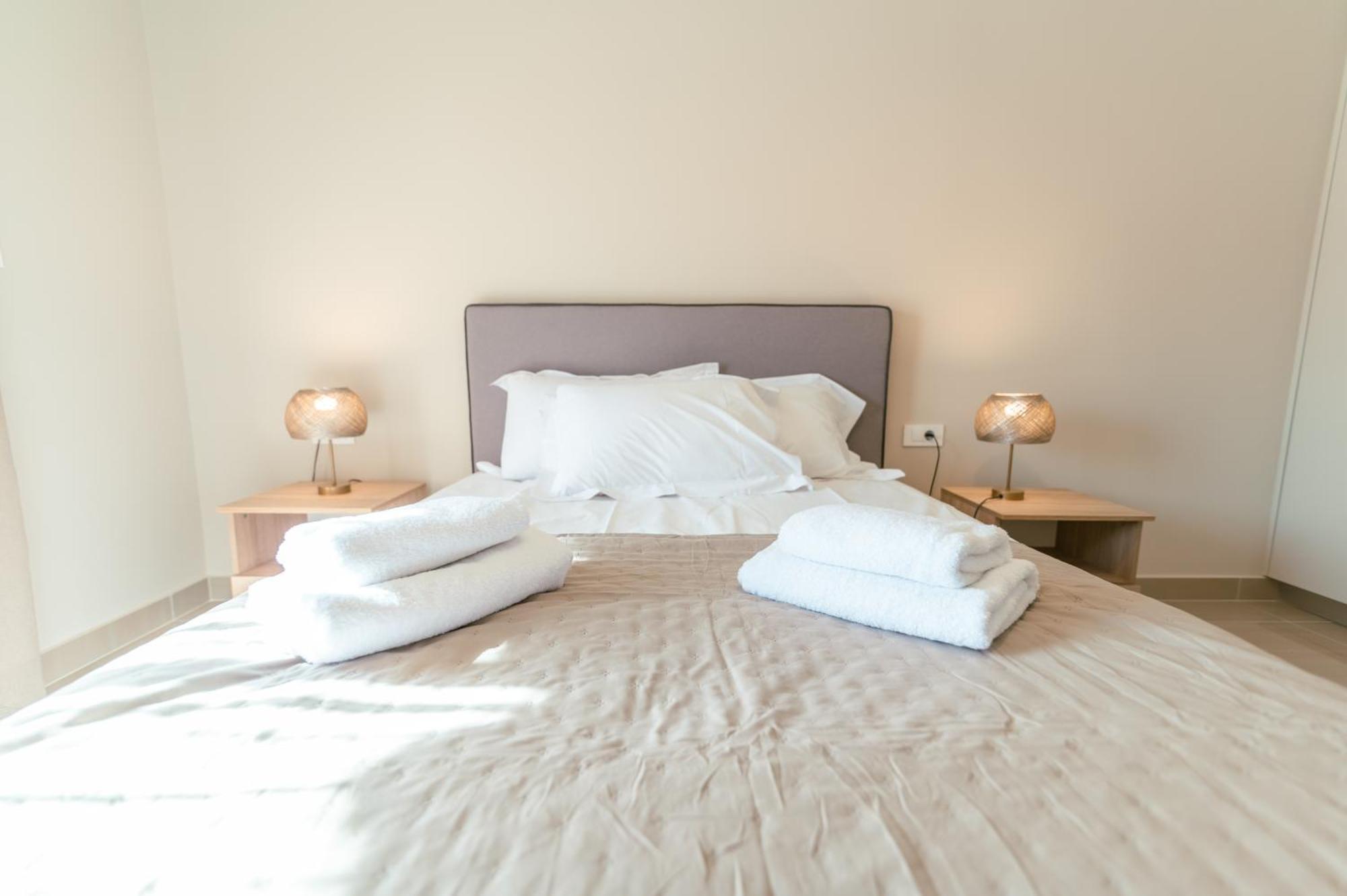 Brand New Elegant Suite Platanion Экстерьер фото